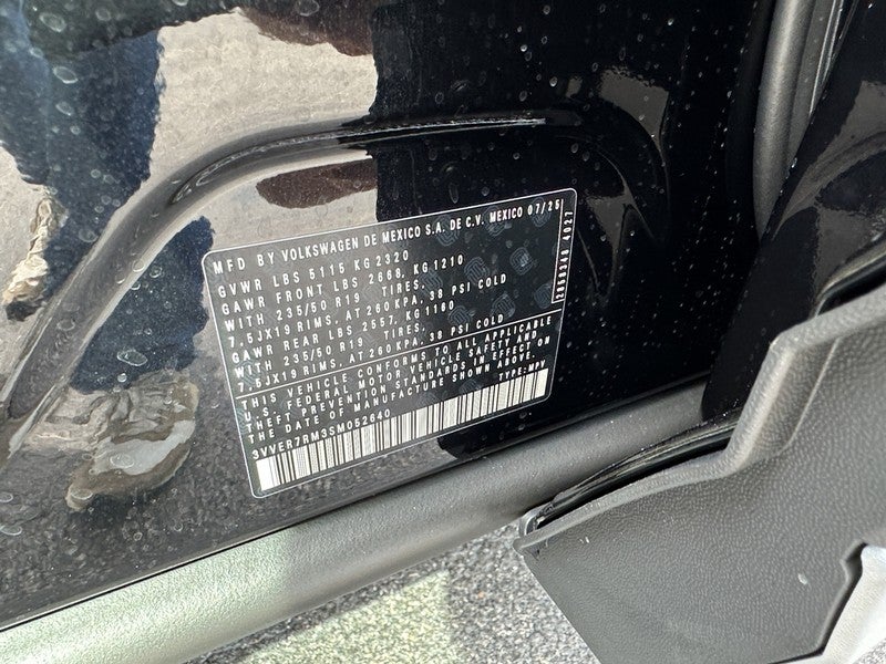 2025 Volkswagen Tiguan 2.0T SE 4MOTION