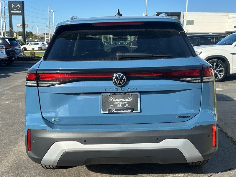 2025 Volkswagen Tiguan 2.0T SE 4MOTION