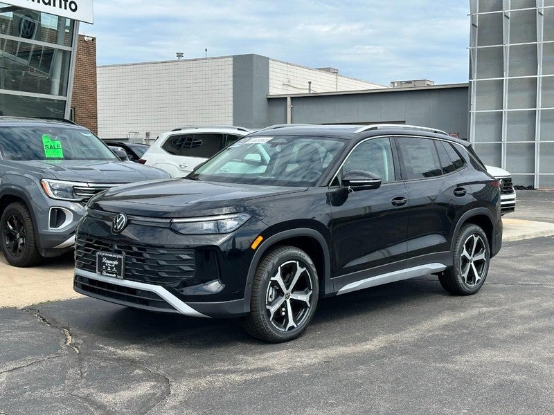 2025 Volkswagen Tiguan 2.0T SE FWD