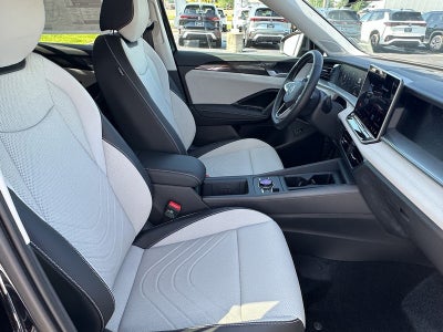 2025 Volkswagen Tiguan 2.0T SE FWD