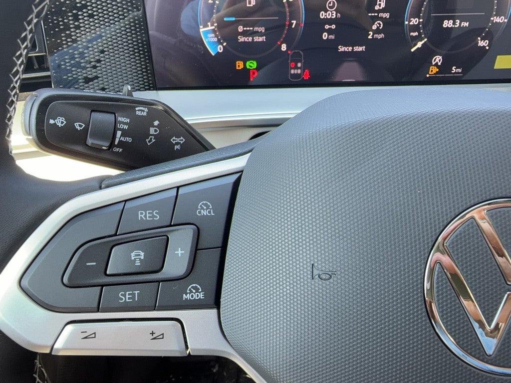 2026 Volkswagen Tiguan 2.0T SE FWD