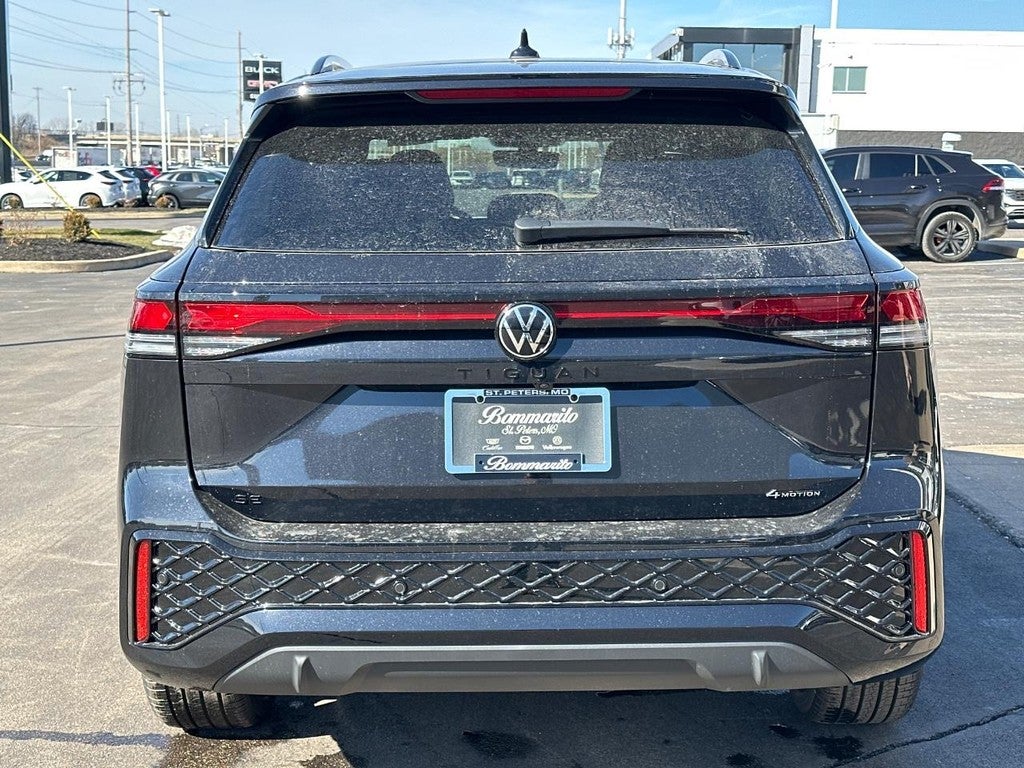 2026 Volkswagen Tiguan 2.0T SE R-Line Black 4MOTION