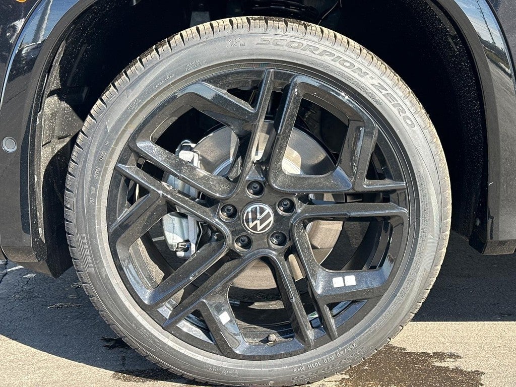 2026 Volkswagen Tiguan 2.0T SE R-Line Black 4MOTION