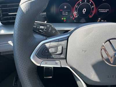 2026 Volkswagen Tiguan 2.0T SE R-Line Black 4MOTION