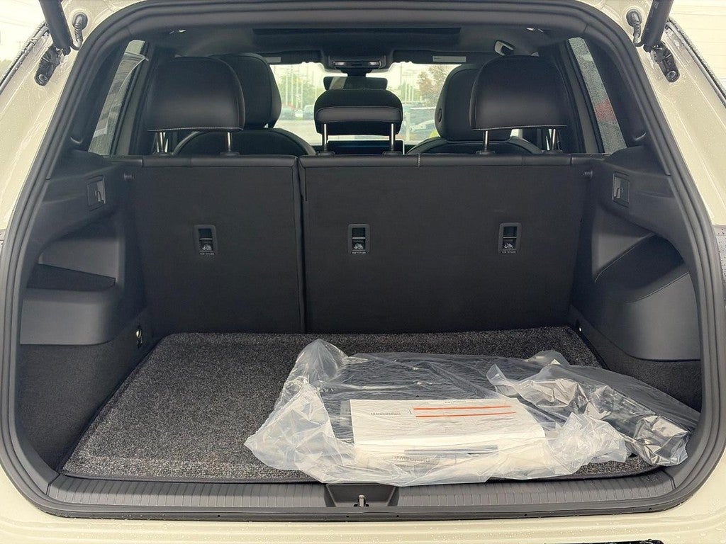 2026 Volkswagen Tiguan 2.0T SE R-Line Black 4MOTION