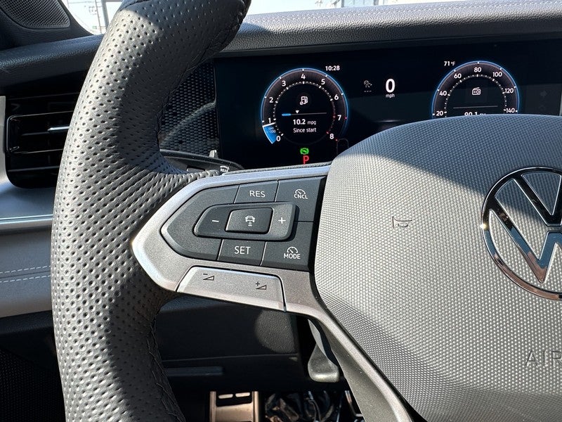 2025 Volkswagen Tiguan 2.0T SE R-Line Black 4MOTION