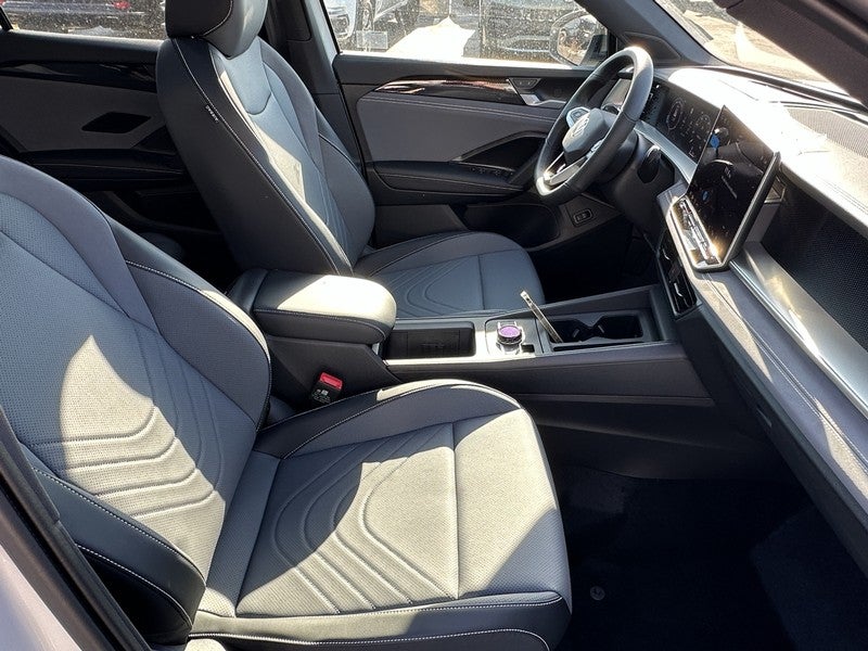 2026 Volkswagen Tiguan 2.0T SE R-Line Black 4MOTION