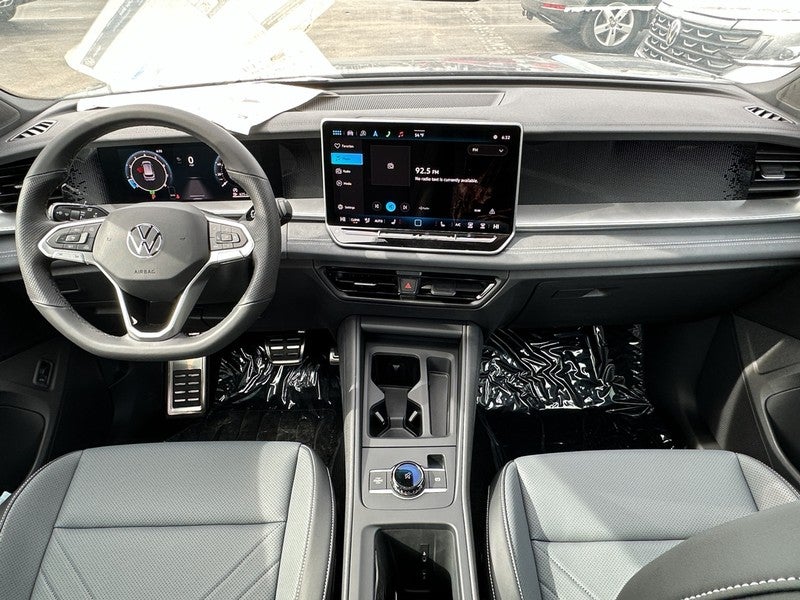 2025 Volkswagen Tiguan 2.0T SE R-Line Black 4MOTION