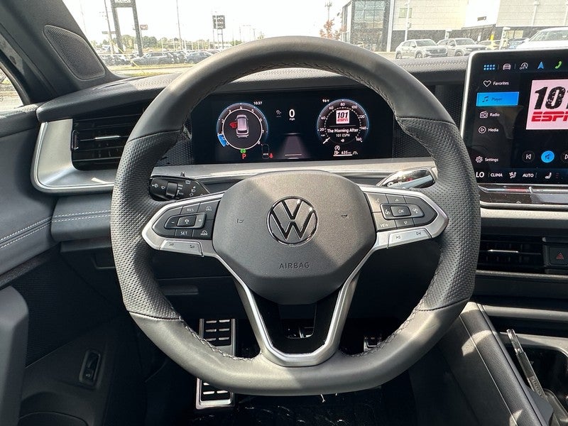 2025 Volkswagen Tiguan 2.0T SE R-Line Black 4MOTION