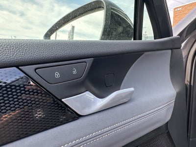 2025 Volkswagen Tiguan 2.0T SE R-Line Black 4MOTION