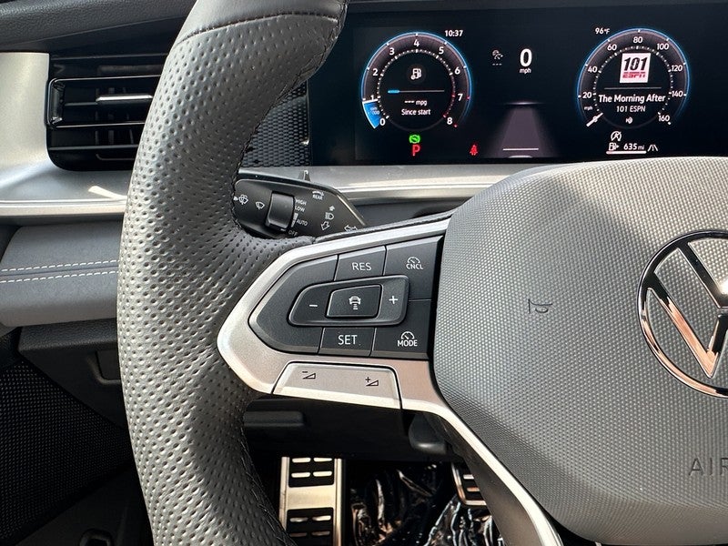 2025 Volkswagen Tiguan 2.0T SE R-Line Black 4MOTION