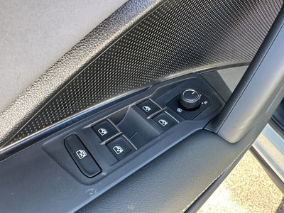 2026 Volkswagen Tiguan 2.0T SE R-Line Black 4MOTION