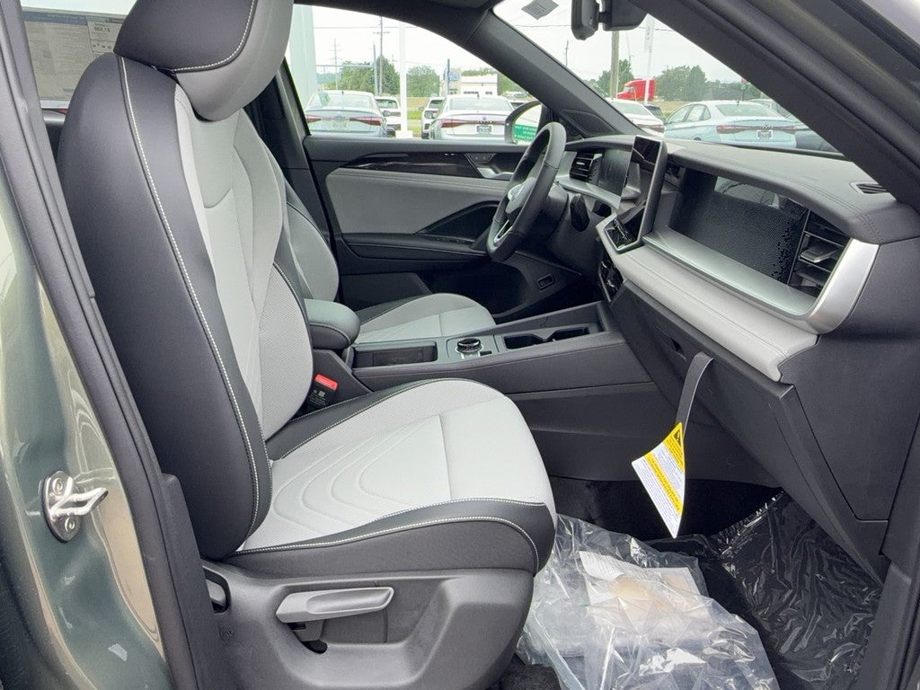 2026 Volkswagen Tiguan 2.0T SE R-Line Black 4MOTION
