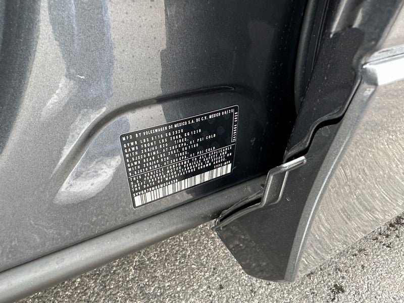 2025 Volkswagen Tiguan 2.0T SE R-Line Black 4MOTION