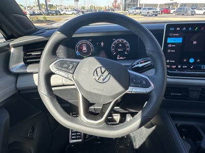 2025 Volkswagen Tiguan 2.0T SE R-Line Black 4MOTION