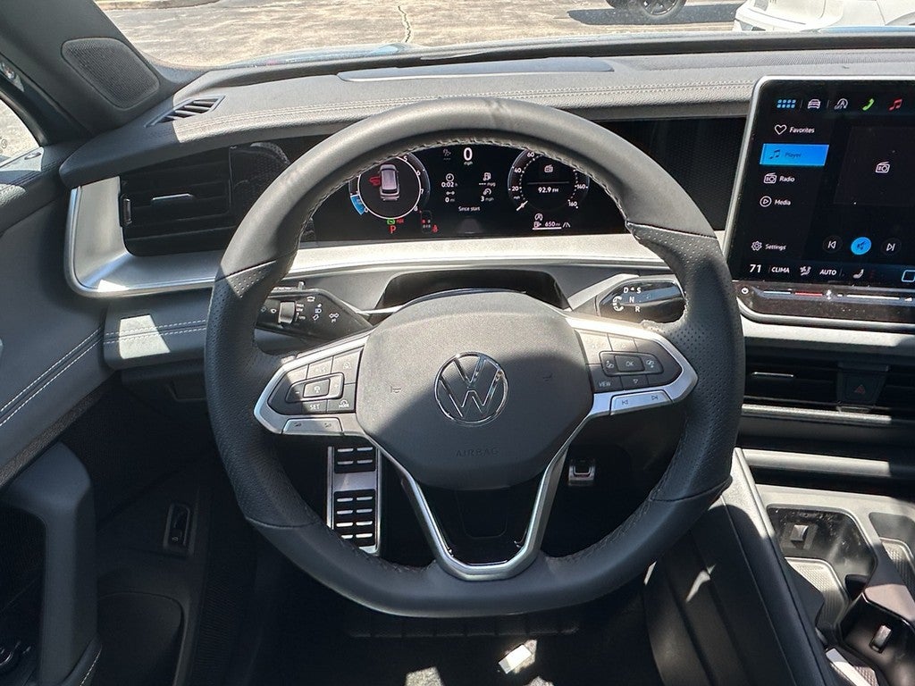2026 Volkswagen Tiguan 2.0T SE R-Line Black 4MOTION