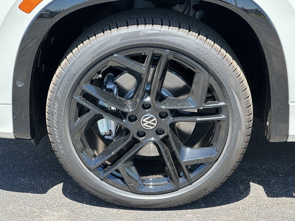 2026 Volkswagen Tiguan 2.0T SE R-Line Black 4MOTION