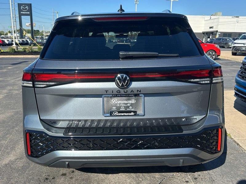 2025 Volkswagen Tiguan 2.0T SE R-Line Black 4MOTION