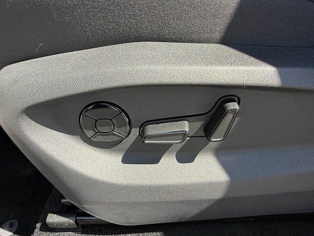 2026 Volkswagen Tiguan 2.0T SE R-Line Black 4MOTION