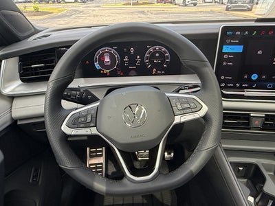 2026 Volkswagen Tiguan 2.0T SE R-Line Black 4MOTION