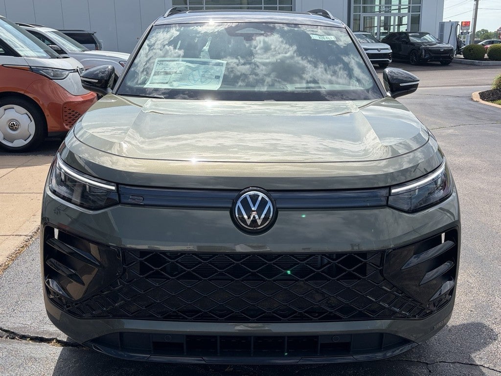 2026 Volkswagen Tiguan 2.0T SE R-Line Black 4MOTION