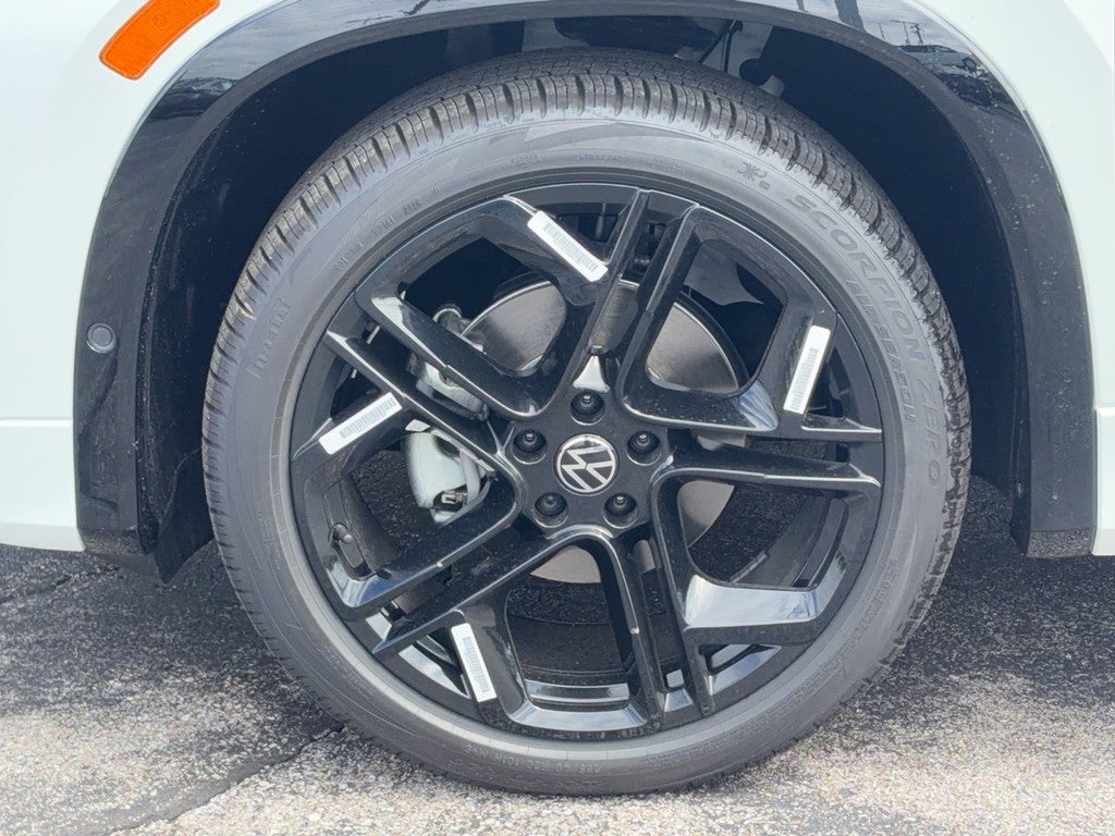 2026 Volkswagen Tiguan 2.0T SE R-Line Black FWD