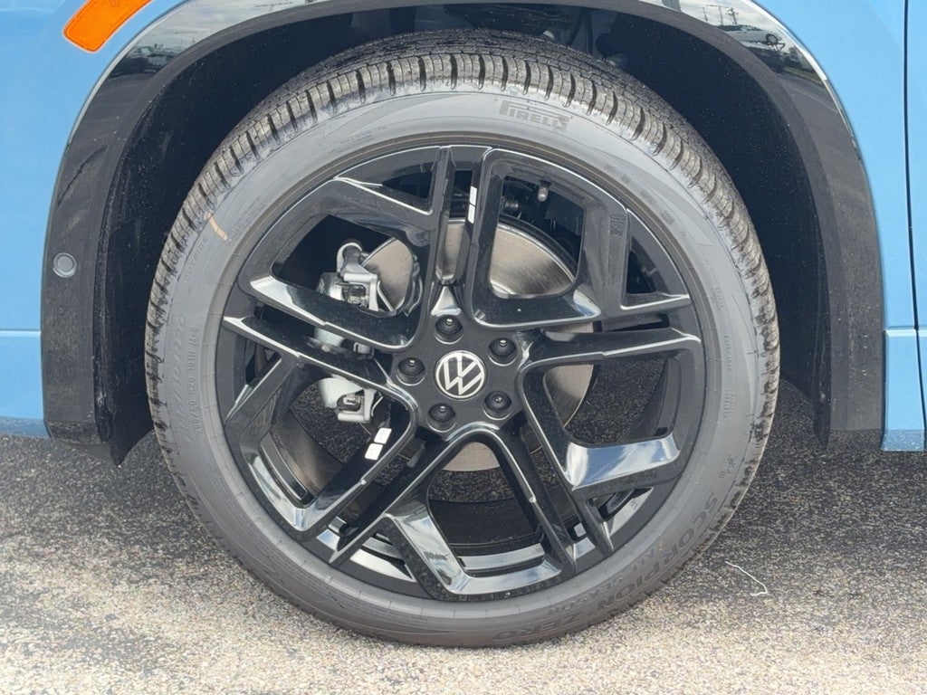 2026 Volkswagen Tiguan 2.0T SE R-Line Black FWD