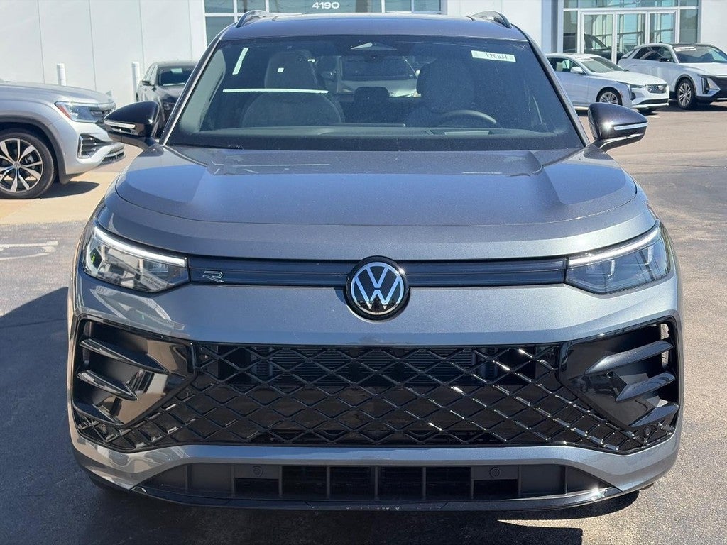2026 Volkswagen Tiguan 2.0T SE R-Line Black FWD