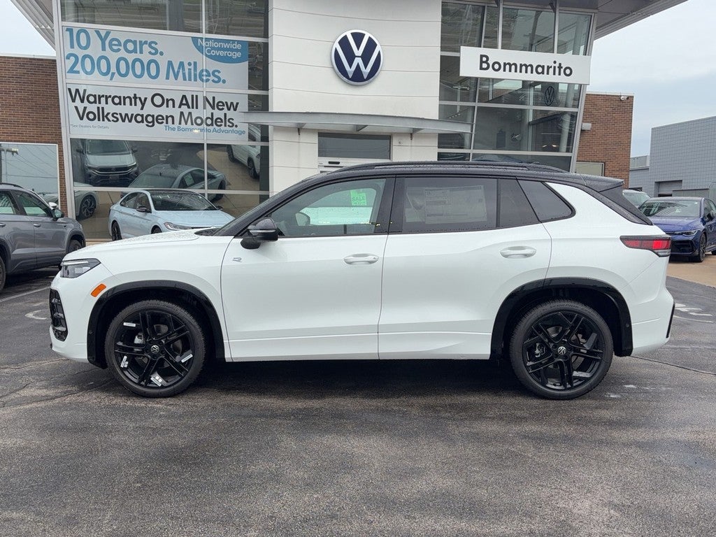 2026 Volkswagen Tiguan 2.0T SE R-Line Black FWD