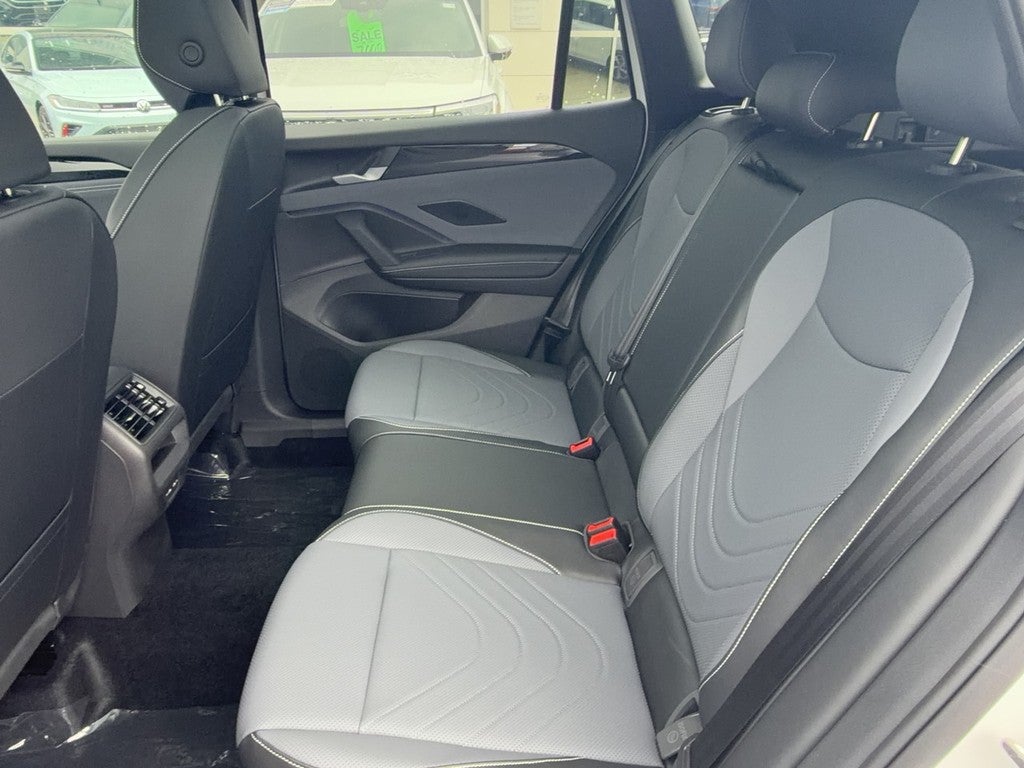 2026 Volkswagen Tiguan 2.0T SE R-Line Black FWD