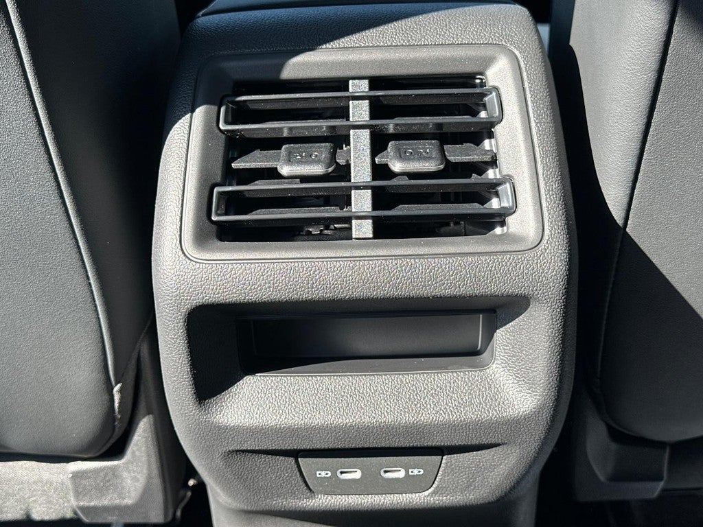 2025 Volkswagen Tiguan 2.0T SE 4MOTION