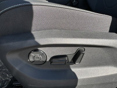 2025 Volkswagen Tiguan 2.0T SE 4MOTION