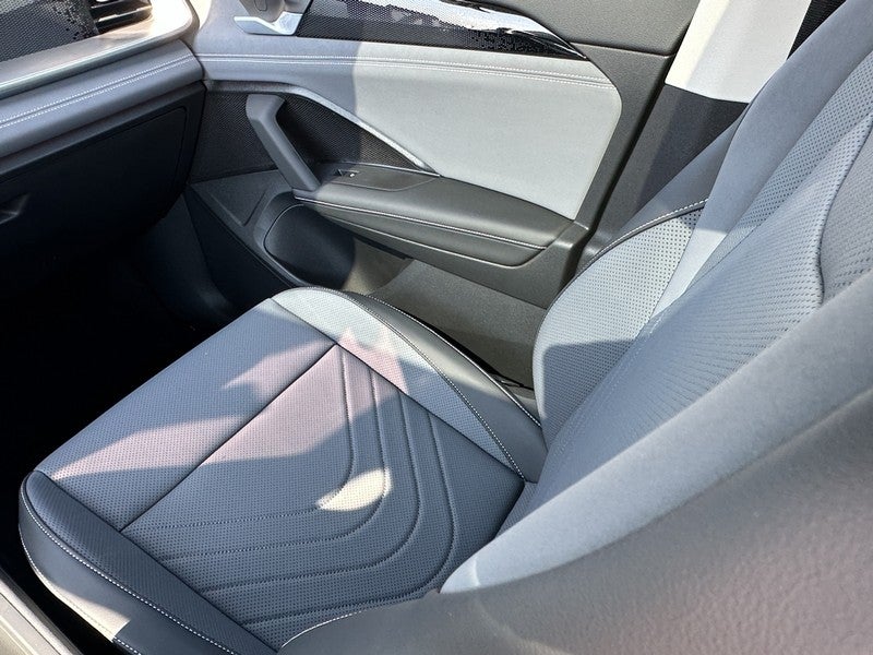 2025 Volkswagen Tiguan 2.0T SE 4MOTION