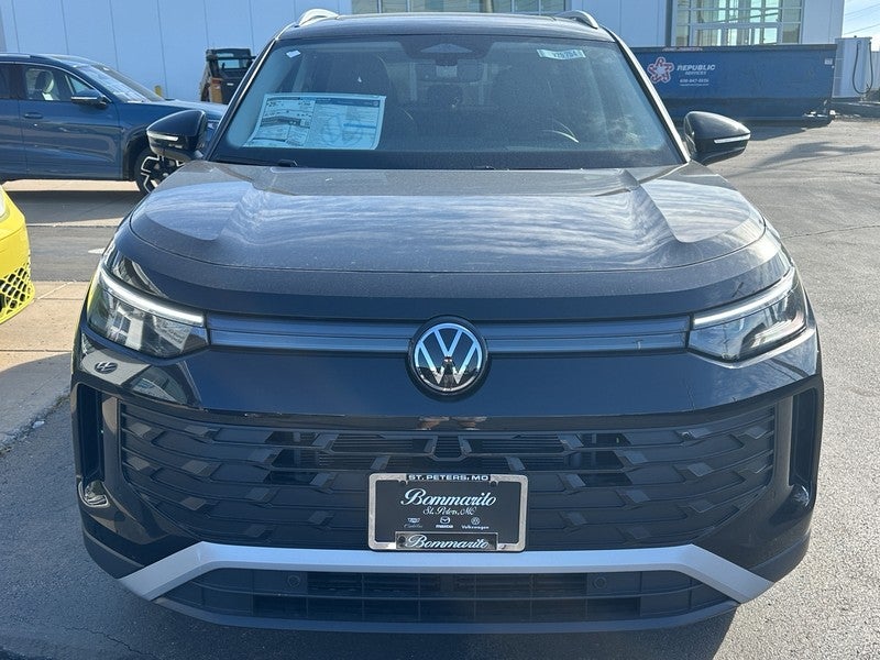 2025 Volkswagen Tiguan 2.0T SE 4MOTION