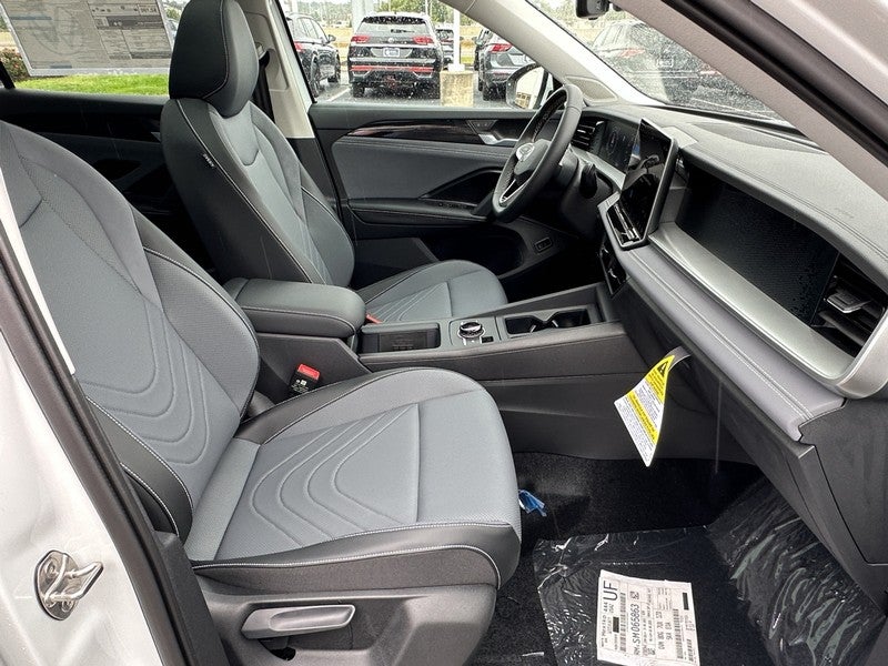 2025 Volkswagen Tiguan 2.0T SE 4MOTION