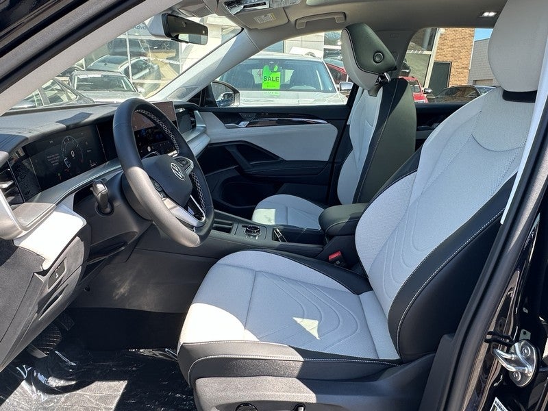 2025 Volkswagen Tiguan 2.0T SE 4MOTION