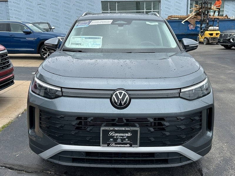 2025 Volkswagen Tiguan 2.0T SE 4MOTION