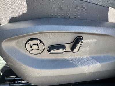 2025 Volkswagen Tiguan 2.0T SE 4MOTION