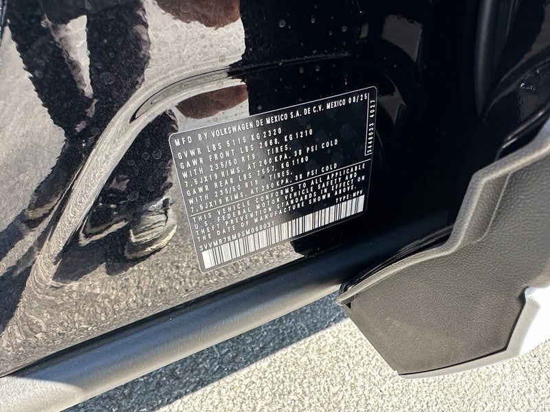 2025 Volkswagen Tiguan 2.0T SE 4MOTION