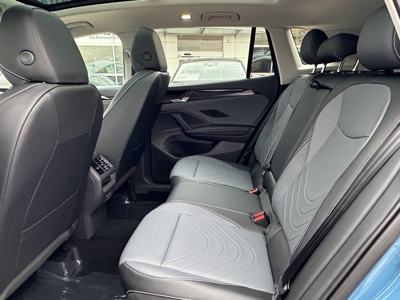 2025 Volkswagen Tiguan 2.0T SE 4MOTION