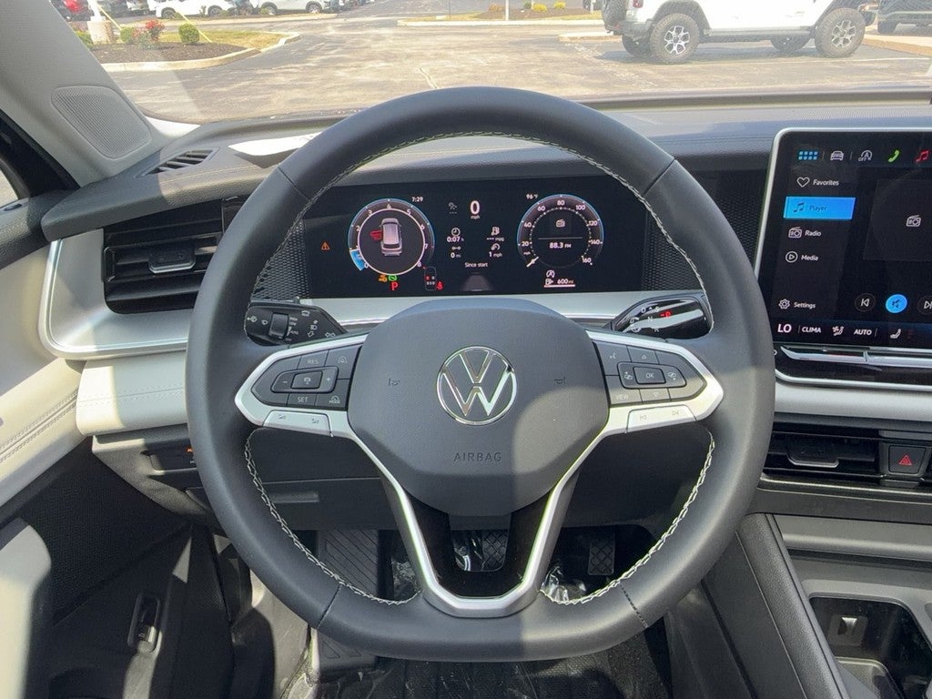 2026 Volkswagen Tiguan 2.0T SE FWD