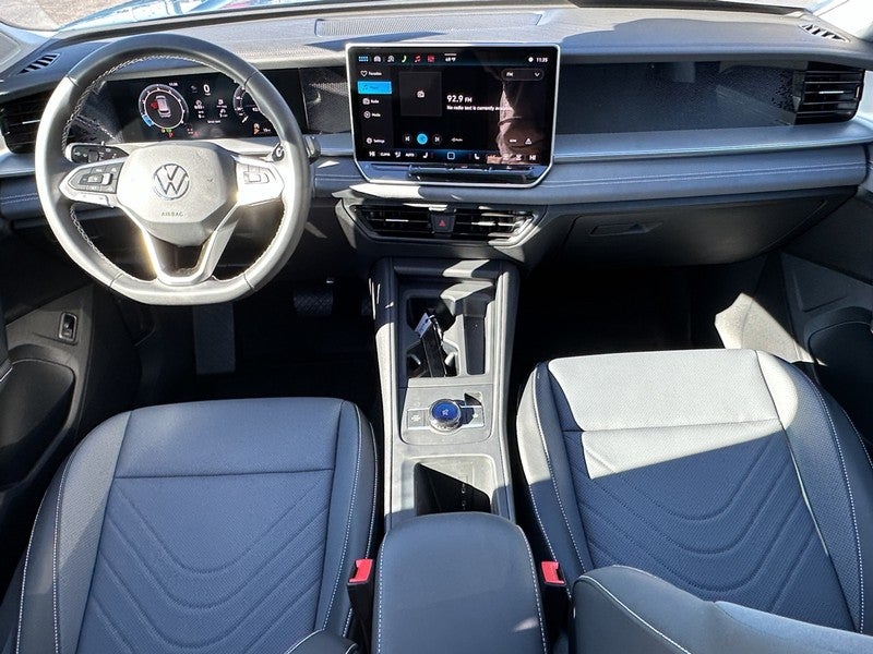 2026 Volkswagen Tiguan 2.0T SE FWD