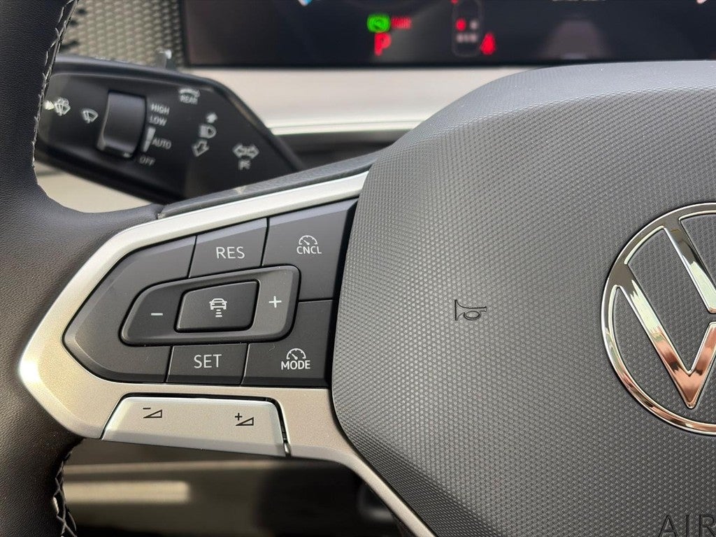 2026 Volkswagen Tiguan 2.0T SE FWD