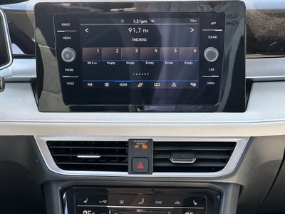 2026 Volkswagen Taos SE FWD
