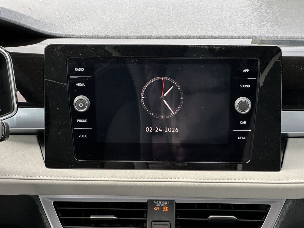 2026 Volkswagen Taos SE FWD