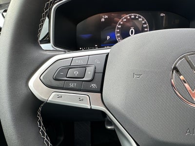 2026 Volkswagen Taos SE FWD