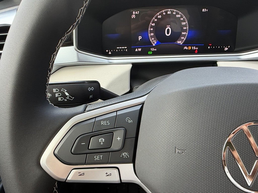 2026 Volkswagen Taos SE FWD