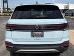 2026 Volkswagen Taos SE FWD