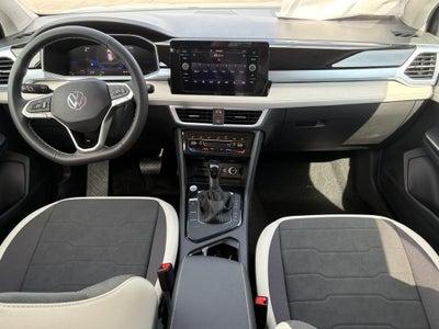 2026 Volkswagen Taos SE FWD