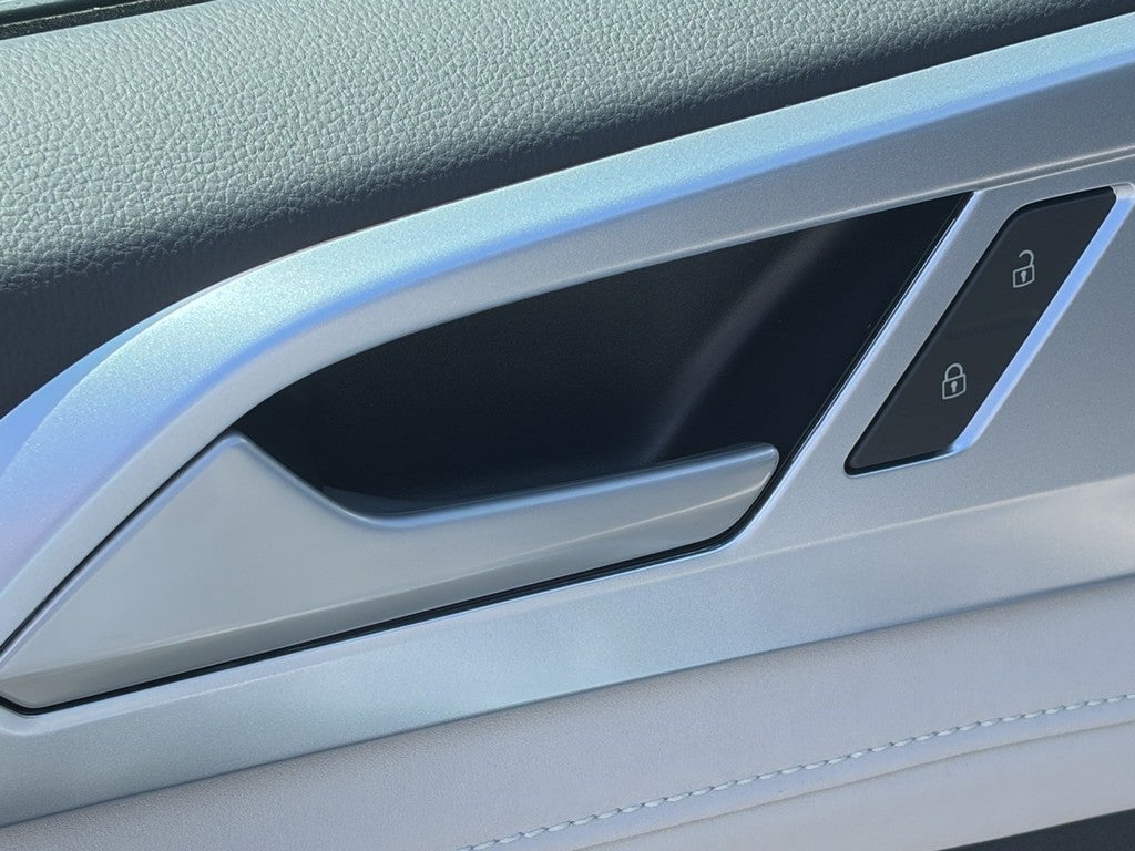 2026 Volkswagen Taos SE 4MOTION